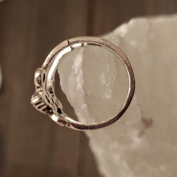 Handmade Beryuan Ring - Picture 3 of 4